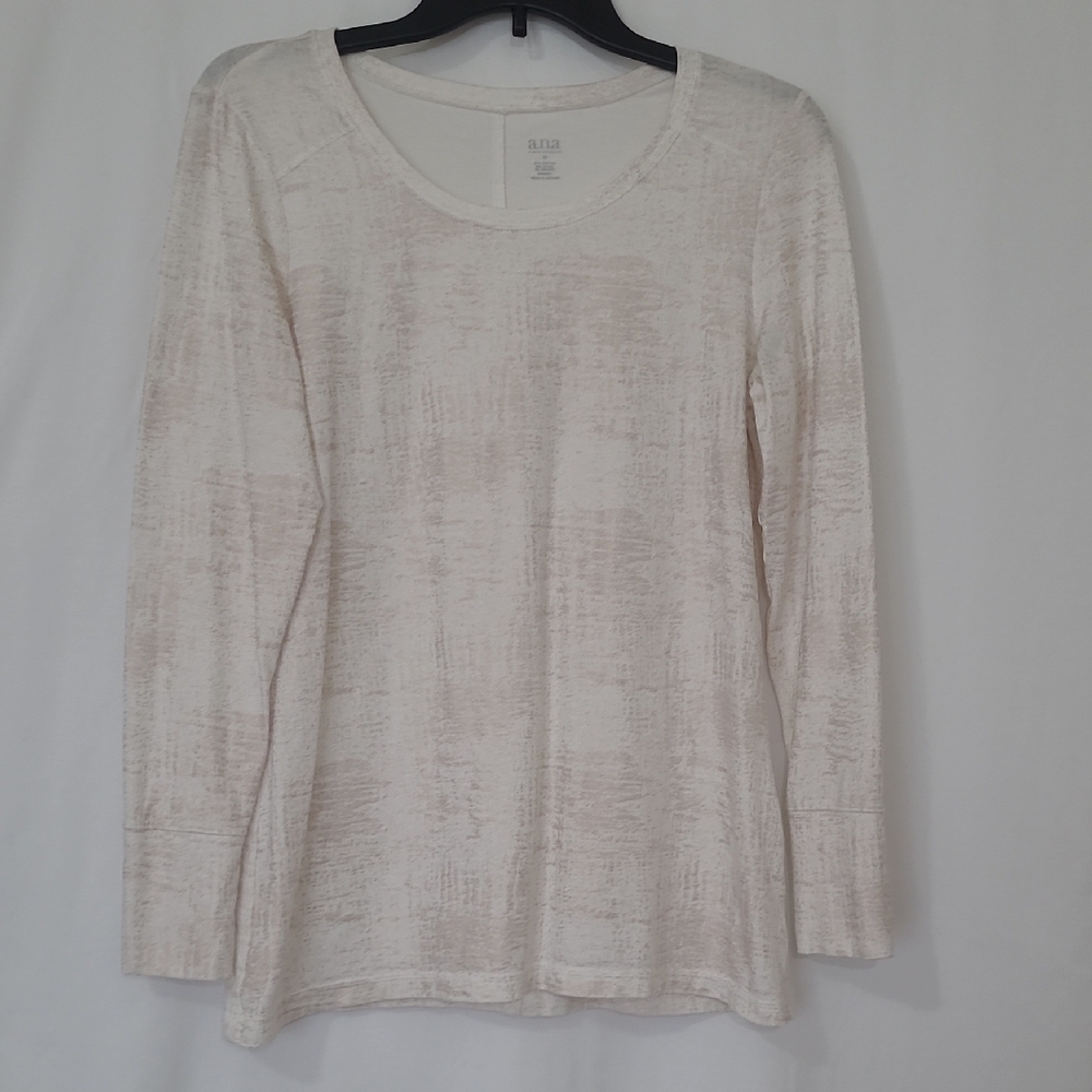 a.n.a Cream & Gold Textured Long Sleeve Tee